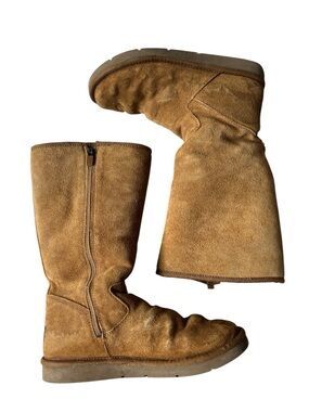 UGG AUSTRALIA TALL SUEDE BOOTS WOMENS SIZE 7 ZIPPER